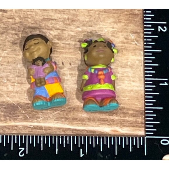 1997 HALLMARK MERRY MINIATURES QSM8545 PENDAKIDS FIGURINES VALENTINES - Picture 9 of 9